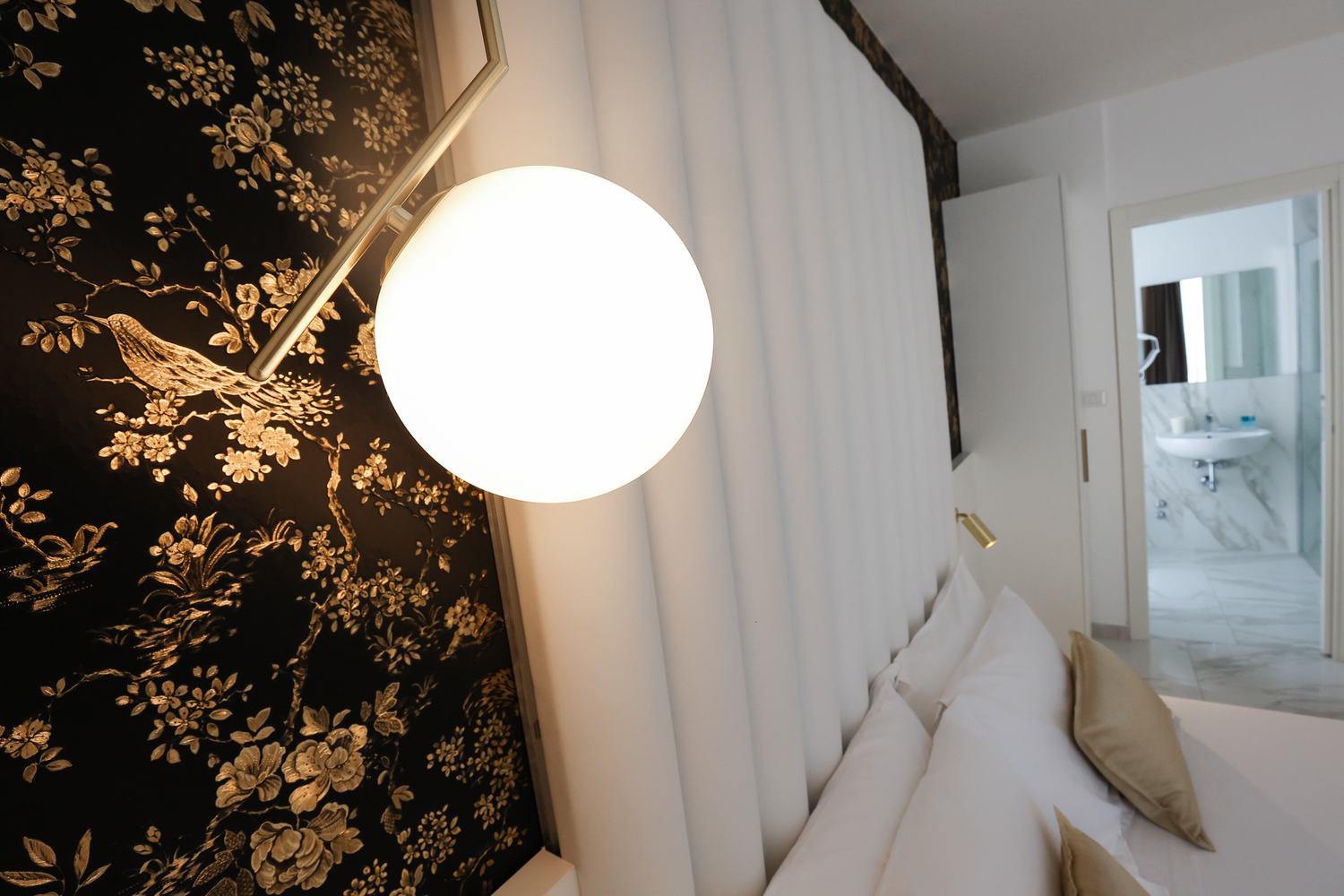 Camera d'albergo fotografata da Miketing